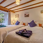 2 Bed In Penrith Oc-90415