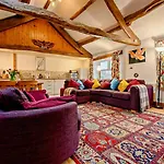2 Bed In Penrith Oc-90415