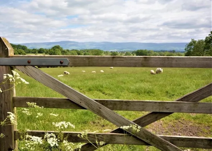 2 Bed In Penrith Oc-90415 * Kirkoswald (Cumbria)